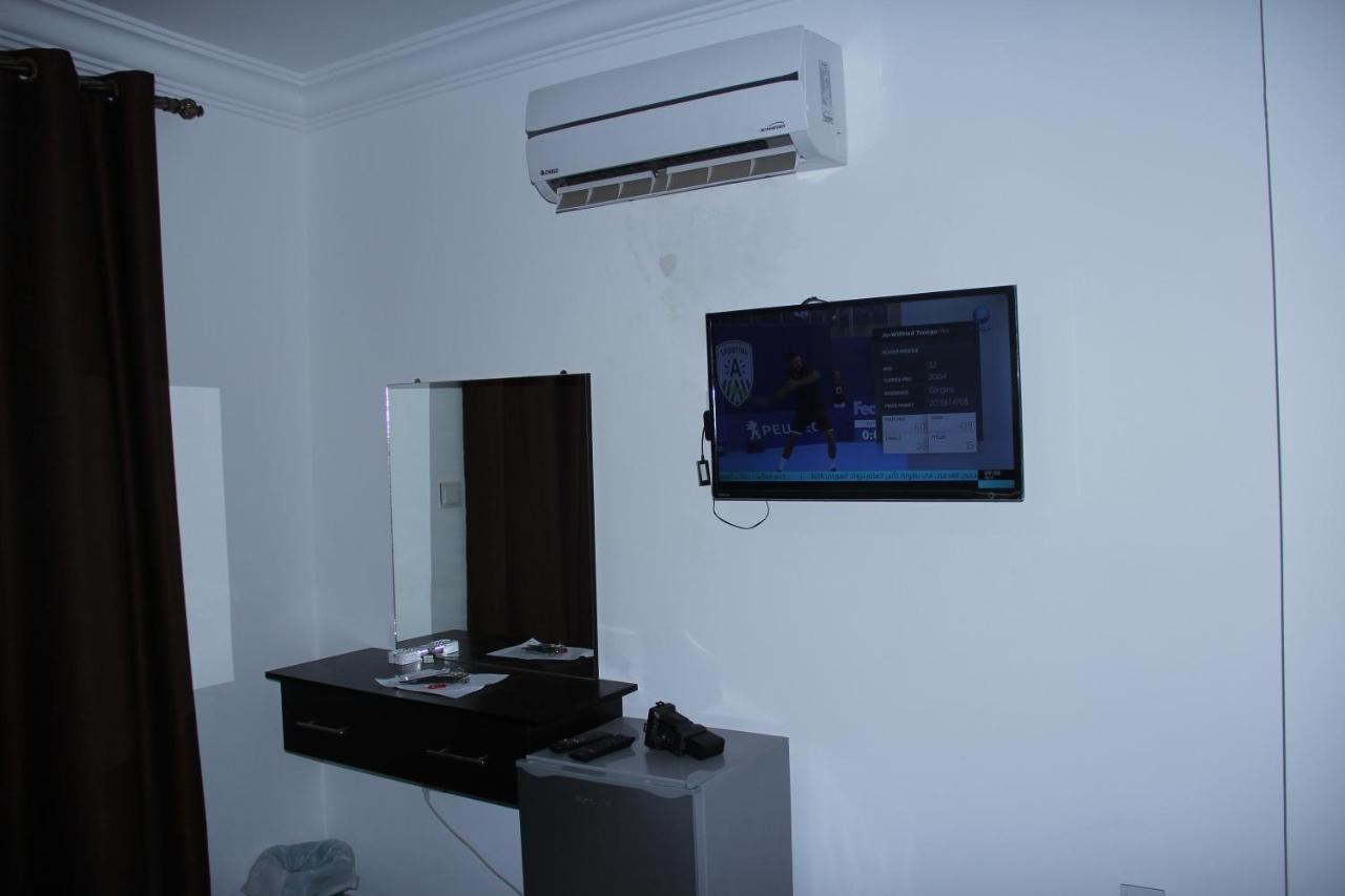 วีคเอนด์ โฮเต็ล อกาบา Hotel อคาบา ภายนอก รูปภาพ